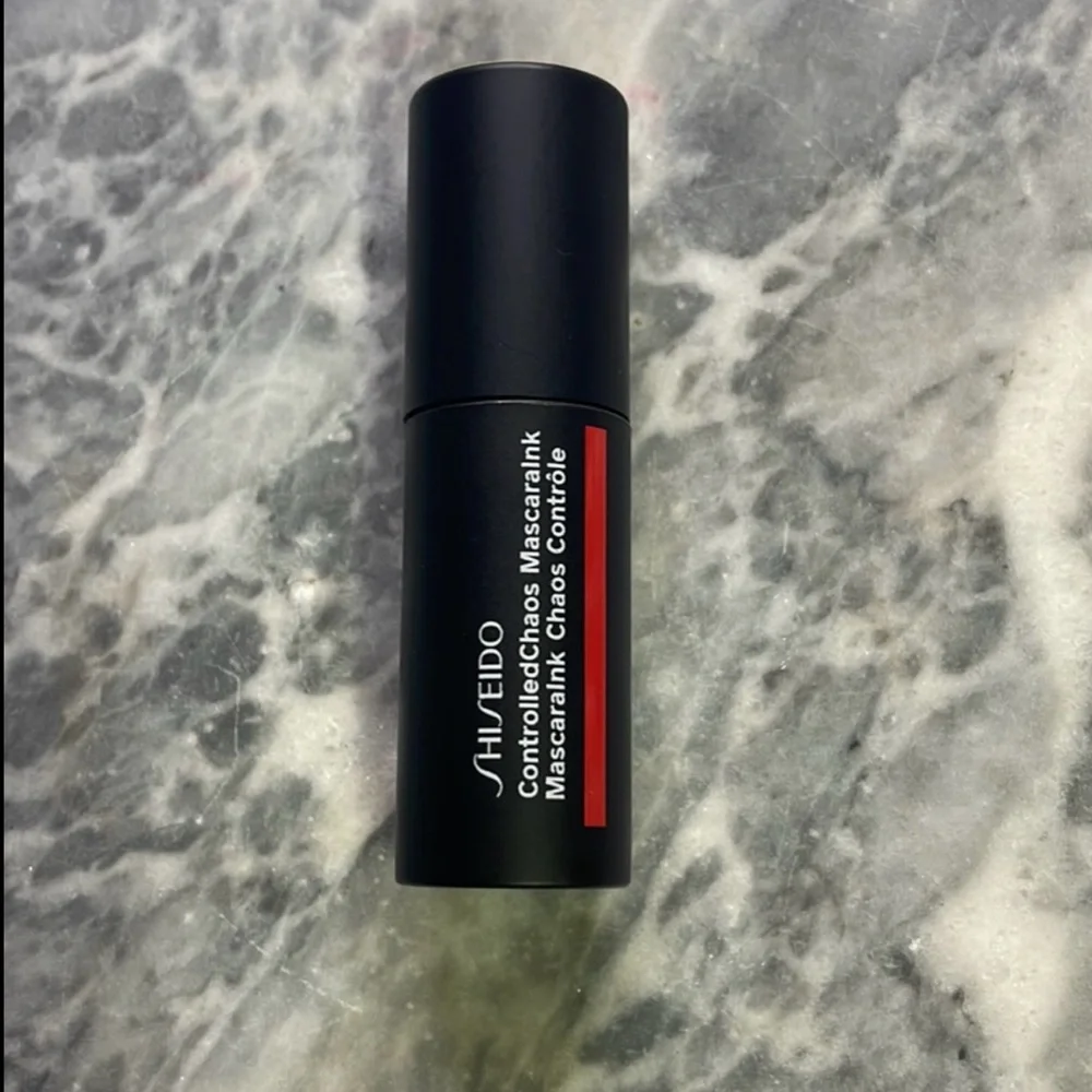 New Shiseido Controlled‎ Chaos Black Mascara Lash